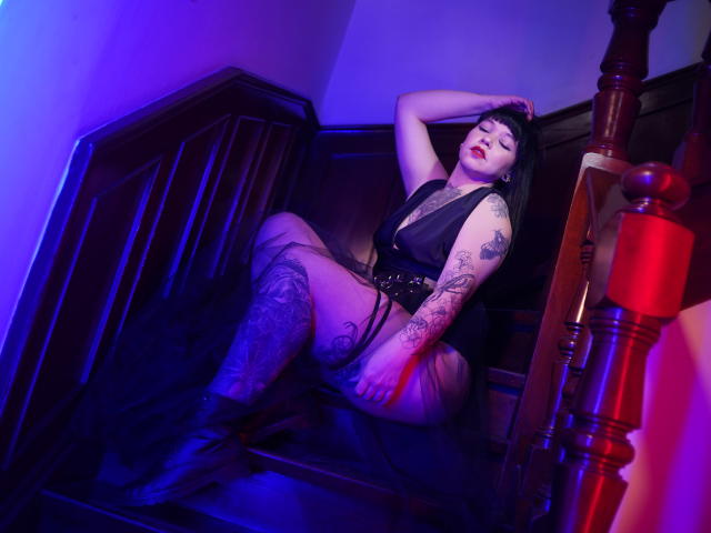 KimBradley - Live sex cam - 18958806