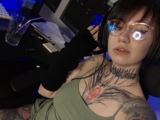 LaylaNora - Live Sex Cam - 18959546