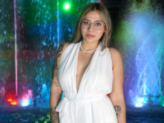 SaraWeest - Live Sex Cam - 18967618