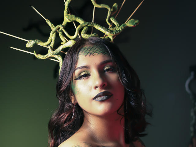 AvrilCherry - Live sex cam - 18968402