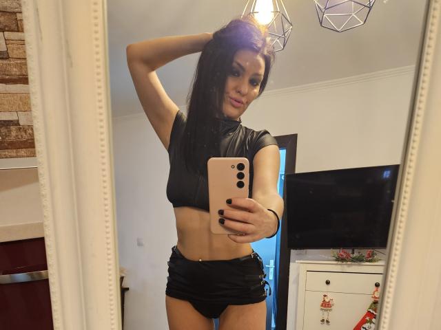 JoliDanielle - Live porn &amp; sex cam - 18969370