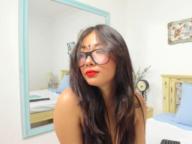 Genesiss - Live Sex Cam - 18978522