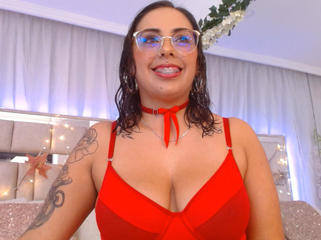 ChloeMarss - Live porn &amp; sex cam - 18979346