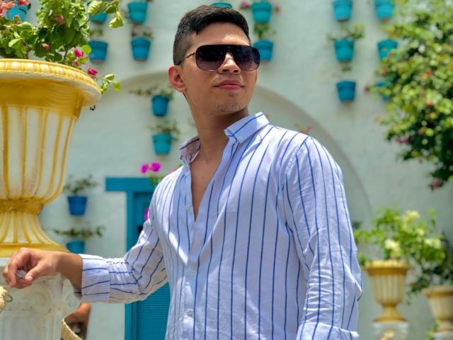 CalixHot - Live sex cam - 18979710