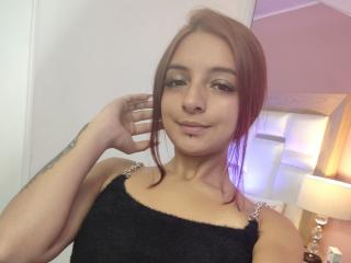 SaarahJones - Live porn & sex cam - 18985418