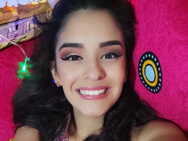 TalianaSquirt - Sexe cam en vivo - 18986682