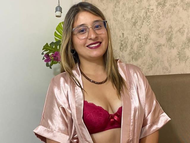 CarolineTorres - Sexe cam en vivo - 18990738