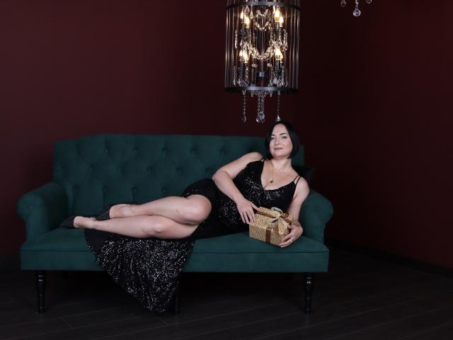 IvannaRich - Live sex cam - 18996650