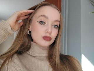 SelenaHoney - Live sex cam - 18997382