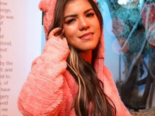 KarlyGreyKiss - Live sex cam - 19005942