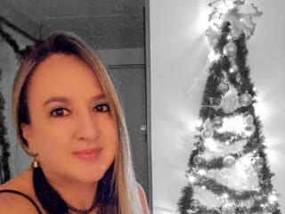 CharlizeLegs - Sexe cam en vivo - 19007090