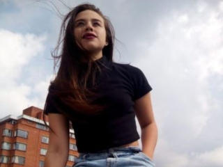 DejaVuSaenz - Sexe cam en vivo - 19009702