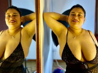 ReginaYama - Live porn &amp; sex cam - 19017630