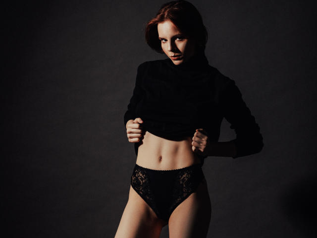 AdelHeide - Live sex cam - 19023338