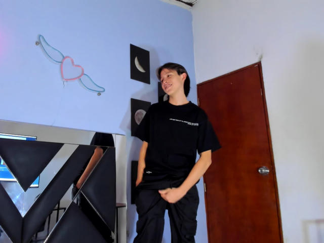 KevinBigCockX - Sexe cam en vivo - 19024726
