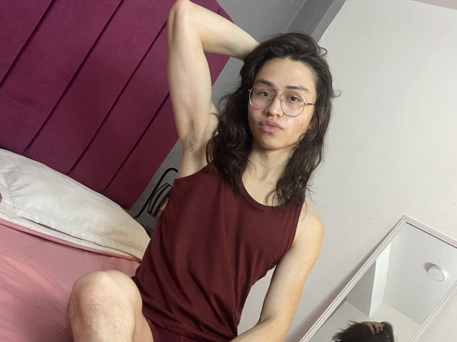 RickMils - Live sex cam - 19026790