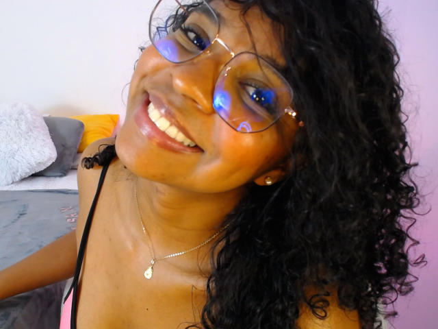 LisaMendez - Live sexe cam - 19028030