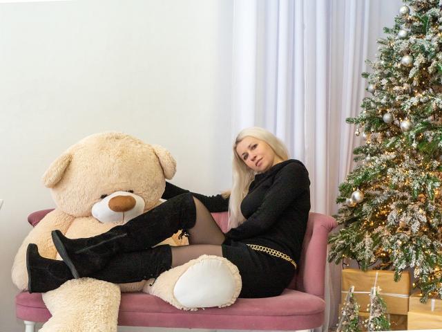 LoraRiser - Sexe cam en vivo - 19031062