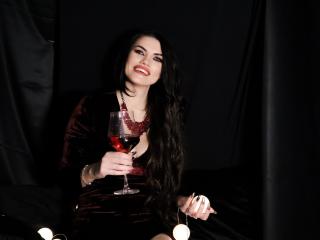 MilaLoona - Live Sex Cam - 19032774