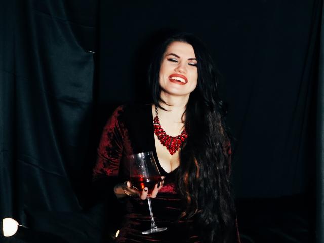 MilaLoona - Live Sex Cam - 19032786