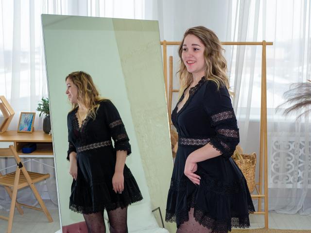 DoraSevi - Live sex cam - 19033170