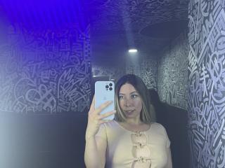 JanneLowry - Live porn & sex cam - 19035698