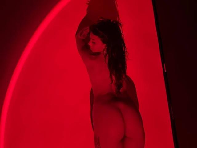 Amberv - Live porn &amp; sex cam - 19044058