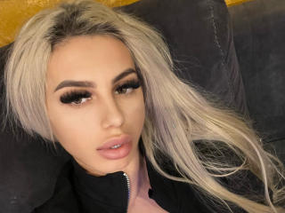 LisaaKiraa - Live porn &amp; sex cam - 19050026