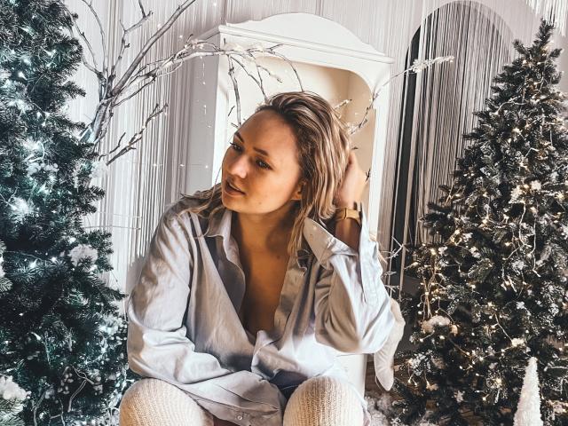 SallyVerda - Live sexe cam - 19050922