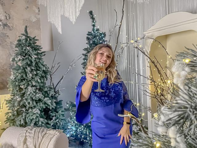 SallyVerda - Live porn &amp; sex cam - 19051574