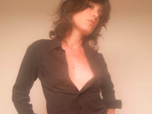 Aiyana - сексуальная веб-камера в реальном времени - 19051814