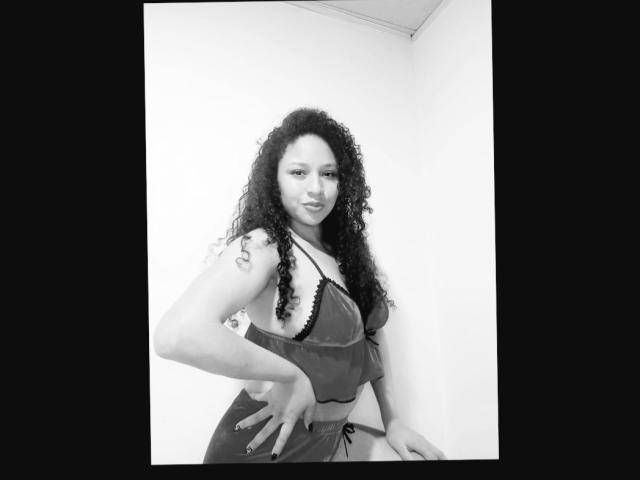 MelaniMouille - Sexe cam en vivo - 19053378