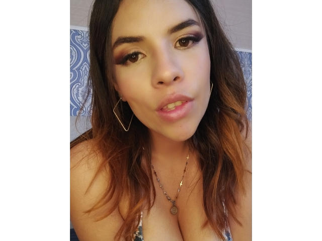 VioletaStone - Live porn &amp; sex cam - 19057502