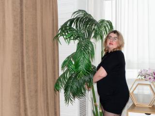 HelenEnigma - Live sex cam - 19068946