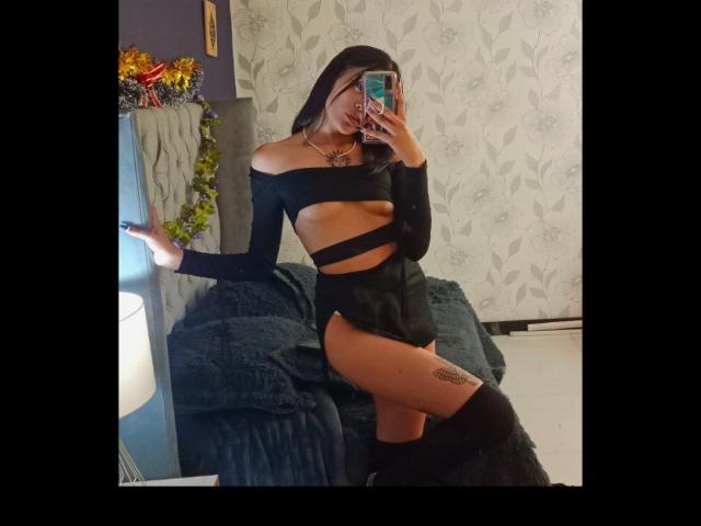 SalomeMille - Live porn &amp; sex cam - 19070846