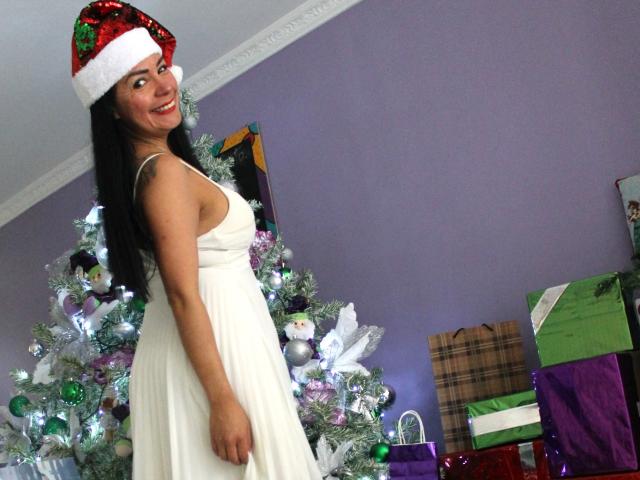 LailaCastillo - Live Sex Cam - 19071350