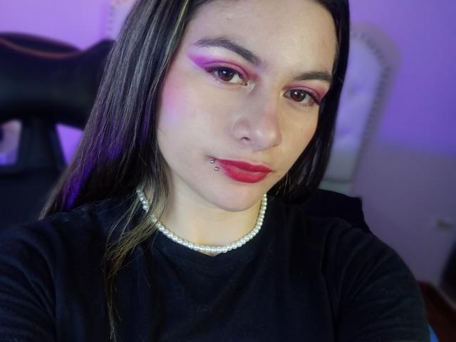 AtheneaRossi - Sexe cam en vivo - 19072054