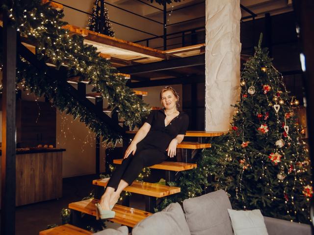 ArinaSonnet - Live porn &amp; sex cam - 19081546