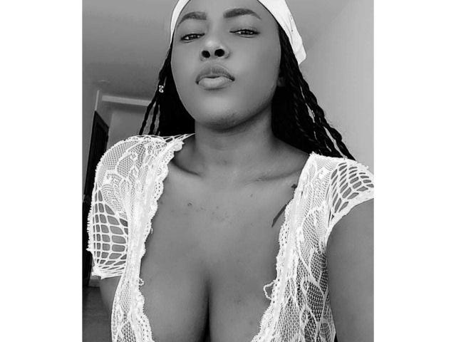 EmiraHot - Live porn &amp; sex cam - 19082338