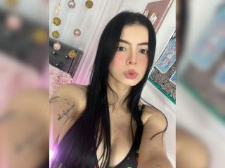 IsabellaJames - Sexe cam en vivo - 19083150