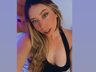 JanneLowry - Live porn &amp; sex cam - 19109998