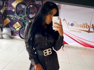 FiorellaBossh - Live sexe cam - 19111894