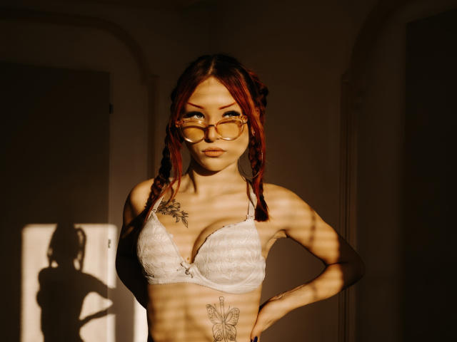 FoxyTrixy - Live sex cam - 19115802