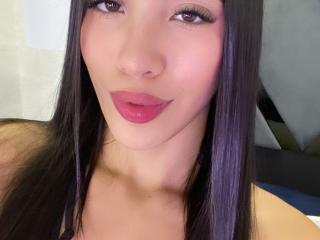 KylieWhite - Live sex cam - 19119430