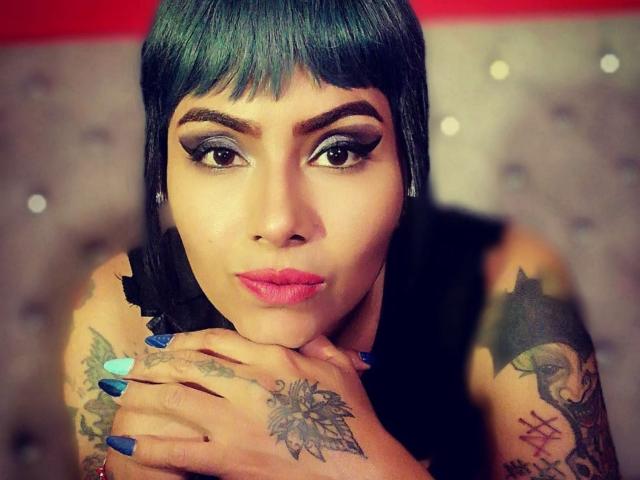 AbbyCrown - Live Sex Cam - 19127890