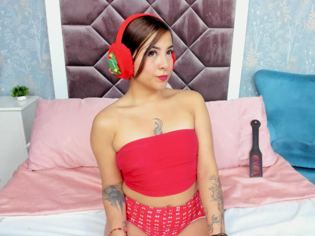 GemaLilcon - Live sex cam - 19147826