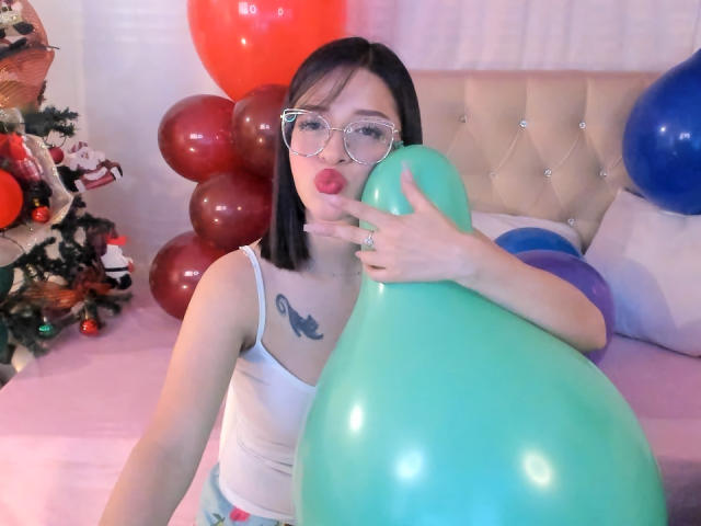 LeviGold - Live Sex Cam - 19150142