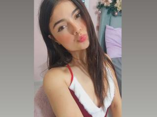 HeidyMillerr - Live sex cam - 19153438