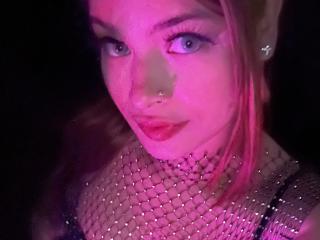 ShantalSummer - Live porn & sex cam - 19166590