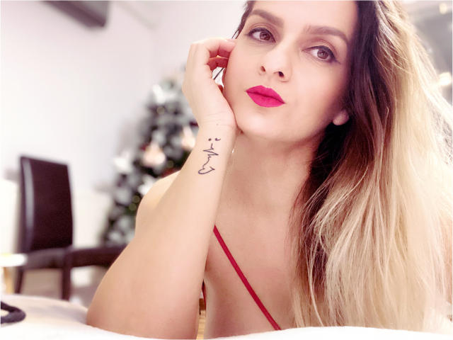 ReveMignoneX - Sexe cam en vivo - 19169222